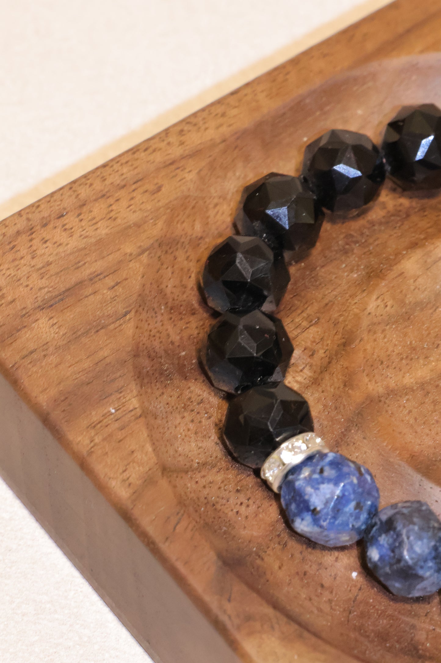 Blue-Veined Agate Bracelet