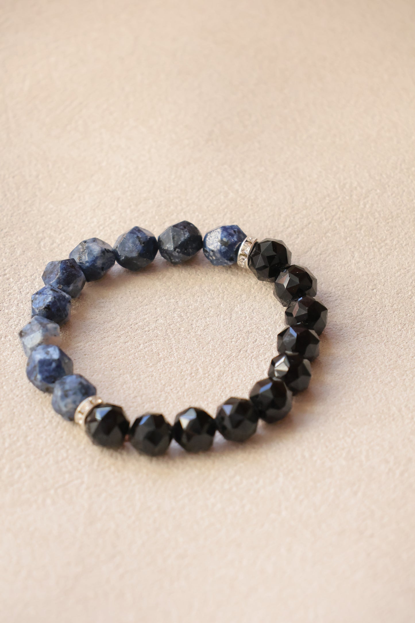 Blue-Veined Agate Bracelet